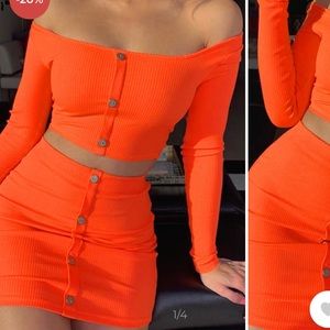 BRAND NEW Orange set